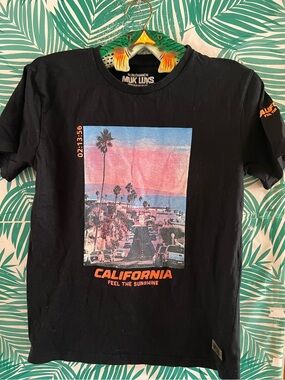 Muk Luks Black Short-Sleeve 'California' Graphic Tee w/ Sunset Print kids Sz 18